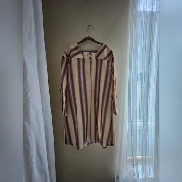 🚚Moving Sale🏡STRIPED TEXTURED TEXTILE DRESS - Picture 5 of 7